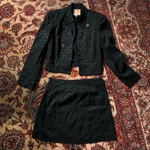 Caché Crocodile Skirt Set